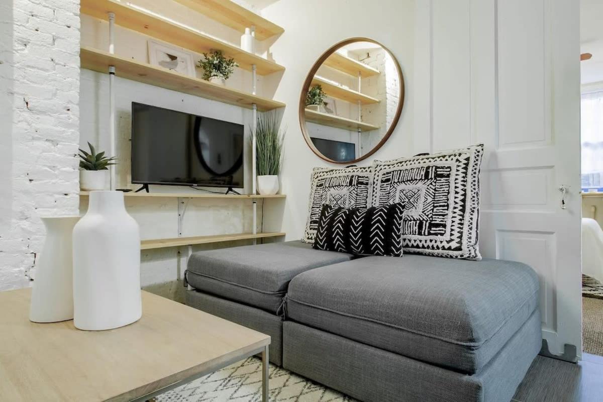 Designerflat Nestled Between Dupont&Logan Circles Apartment Вашингтон Екстериор снимка